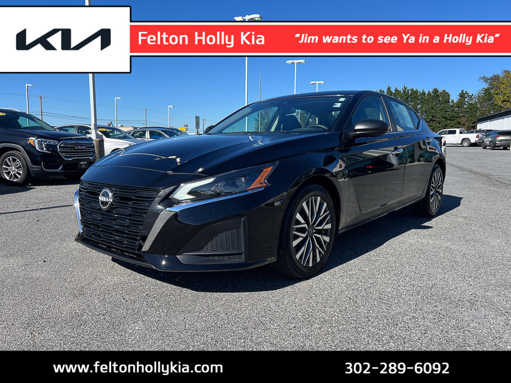 Used 2024 Nissan Altima 2.5 SV