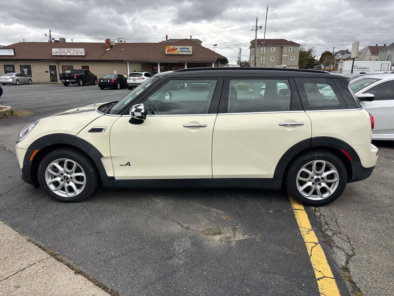 Used 2019 MINI Cooper Clubman ALL4 image 6