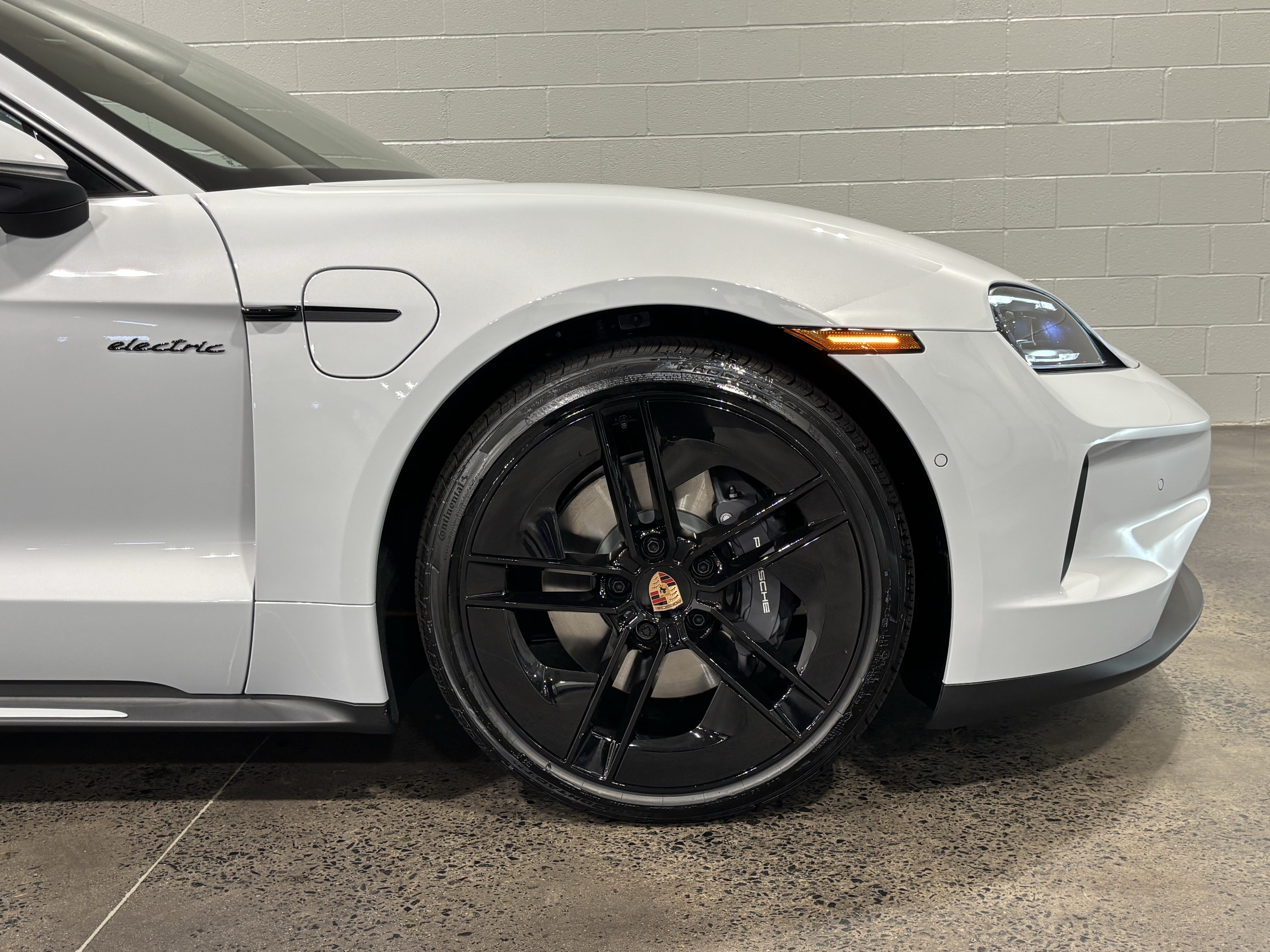 New 2026 Porsche Taycan AWD/4WD image 11