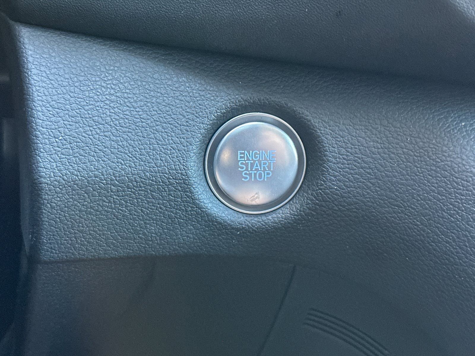 Used 2022 Hyundai Santa Fe SEL image 22