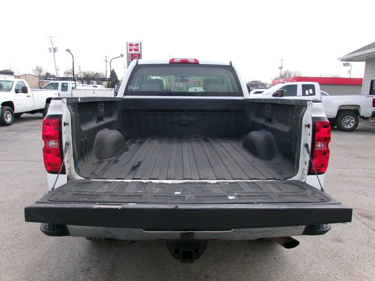 Used 2017 Chevrolet Silverado 2500 W/T w/ WT Fleet Convenience Package image 3