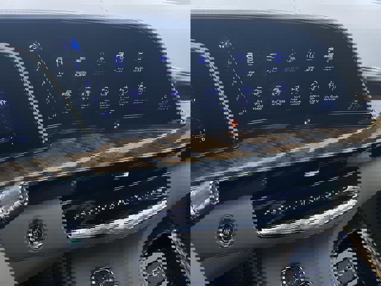 Certified 2024 Cadillac Escalade ESV Sport Platinum w/ LPO, ONYX Package image 5