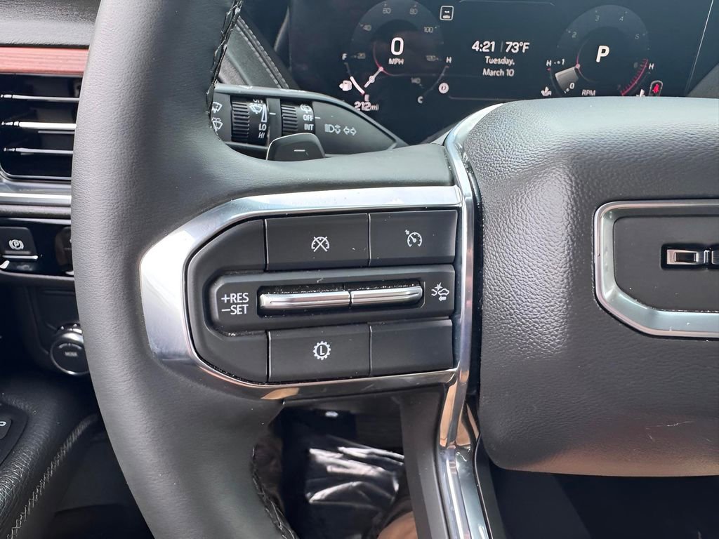 Used 2025 GMC Yukon Denali image 25