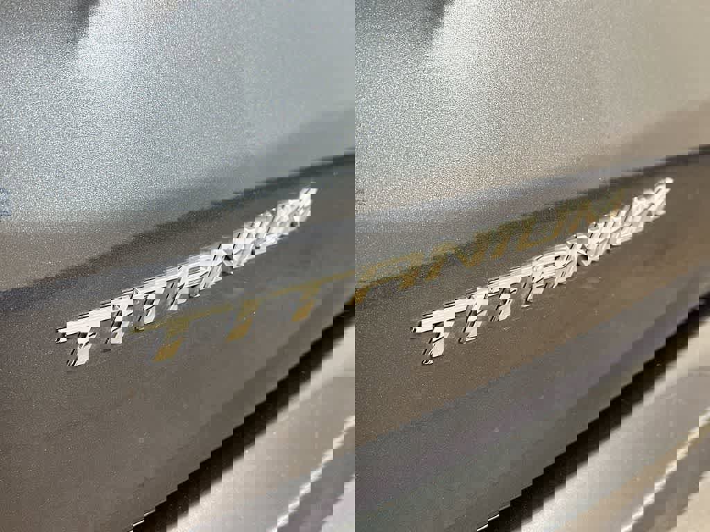 Certified 2024 Ford Edge Titanium image 7