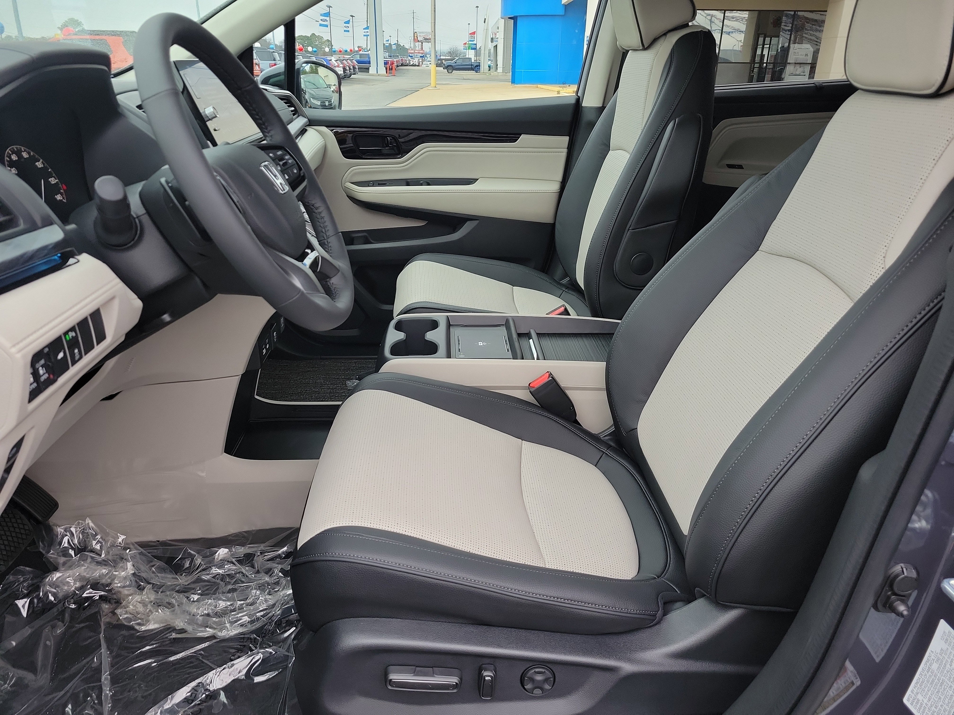 New 2026 Honda Odyssey Elite image 13