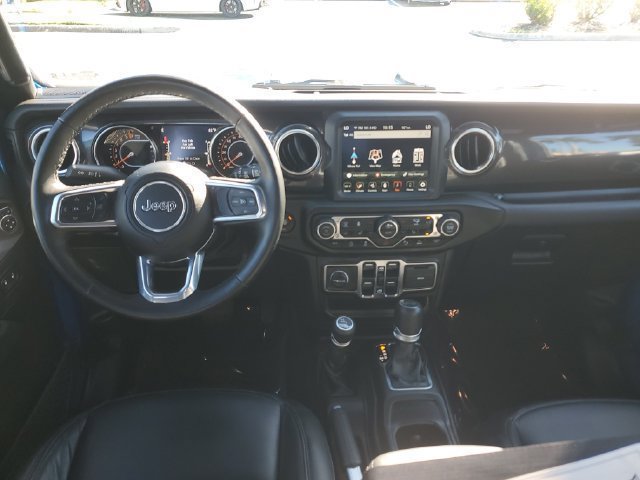 Used 2022 Jeep Wrangler Unlimited Sahara AWD/4WD image 17