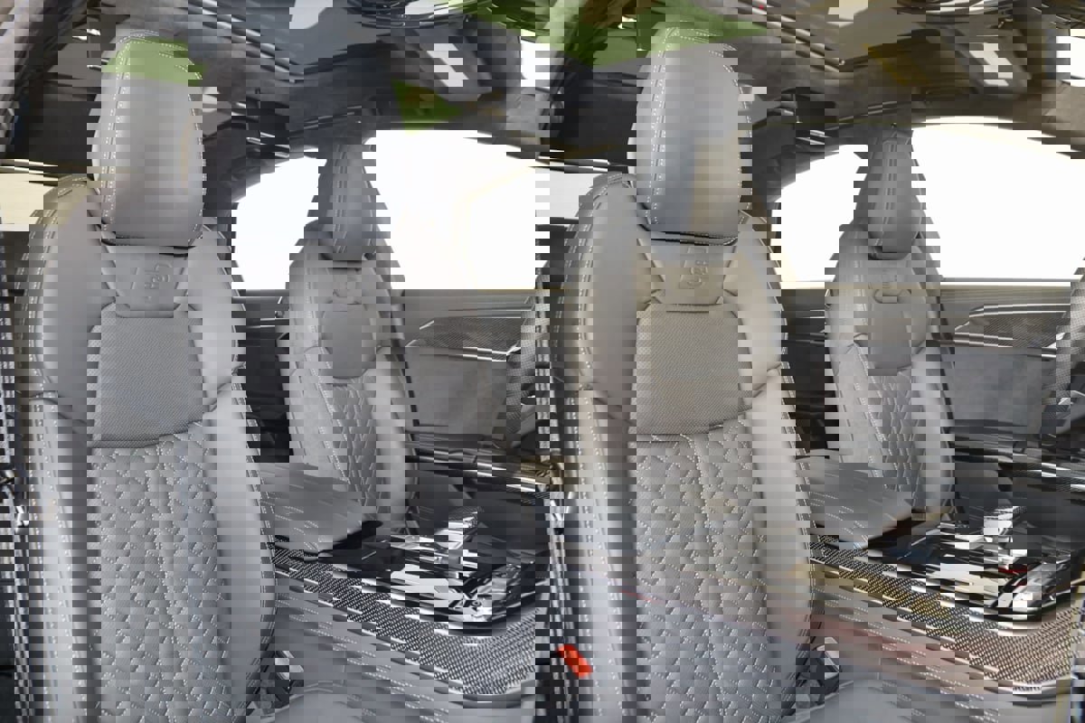 Used 2025 Audi S8 image 15