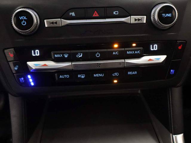 Certified 2020 Ford Explorer Limited AWD/4WD image 10