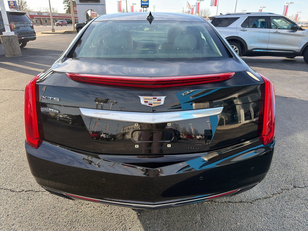 Used 2016 Cadillac XTS Premium image 5