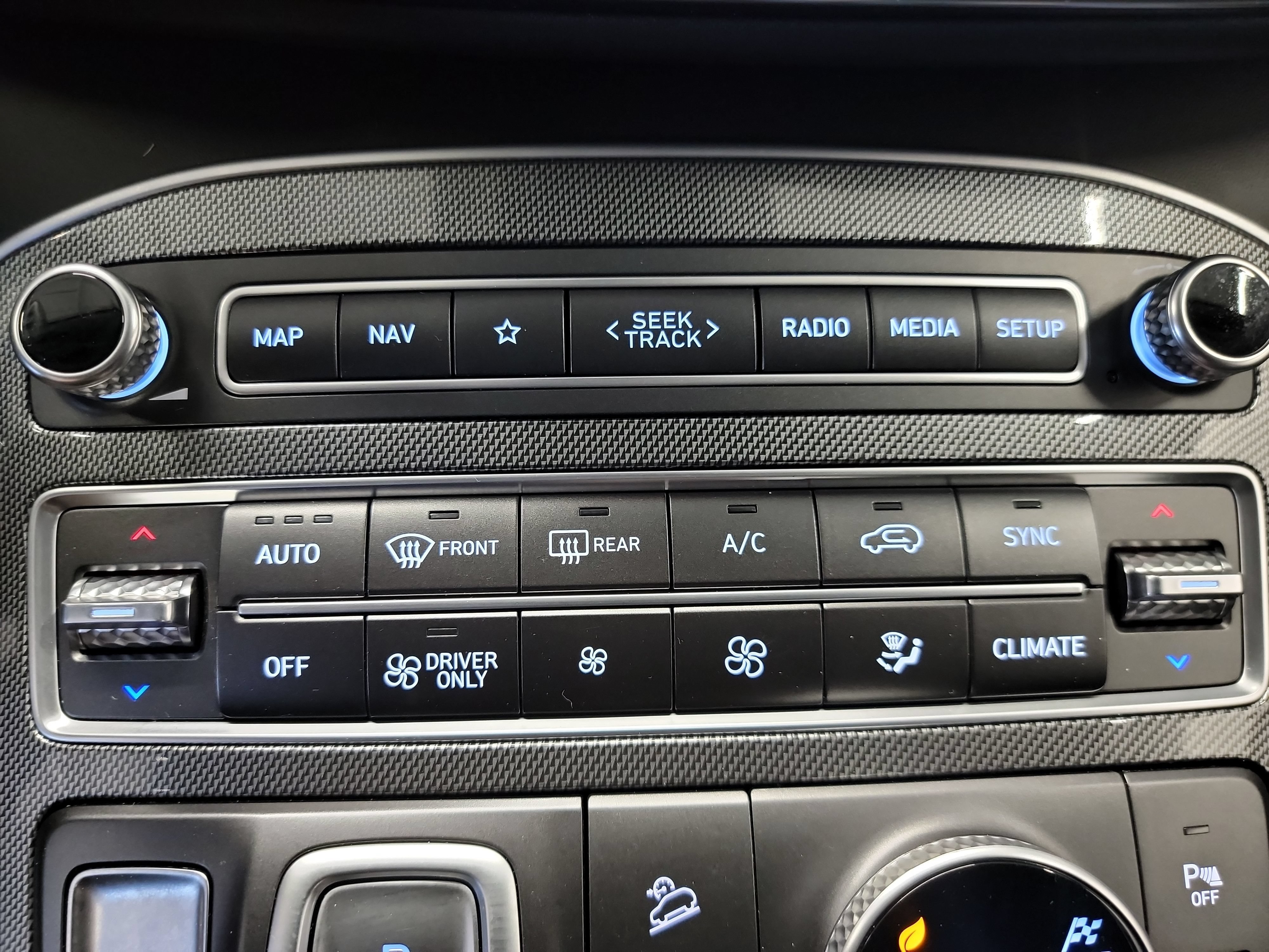 Used 2022 Hyundai Santa Fe SEL Premium w/ Cargo Package AWD/4WD image 21