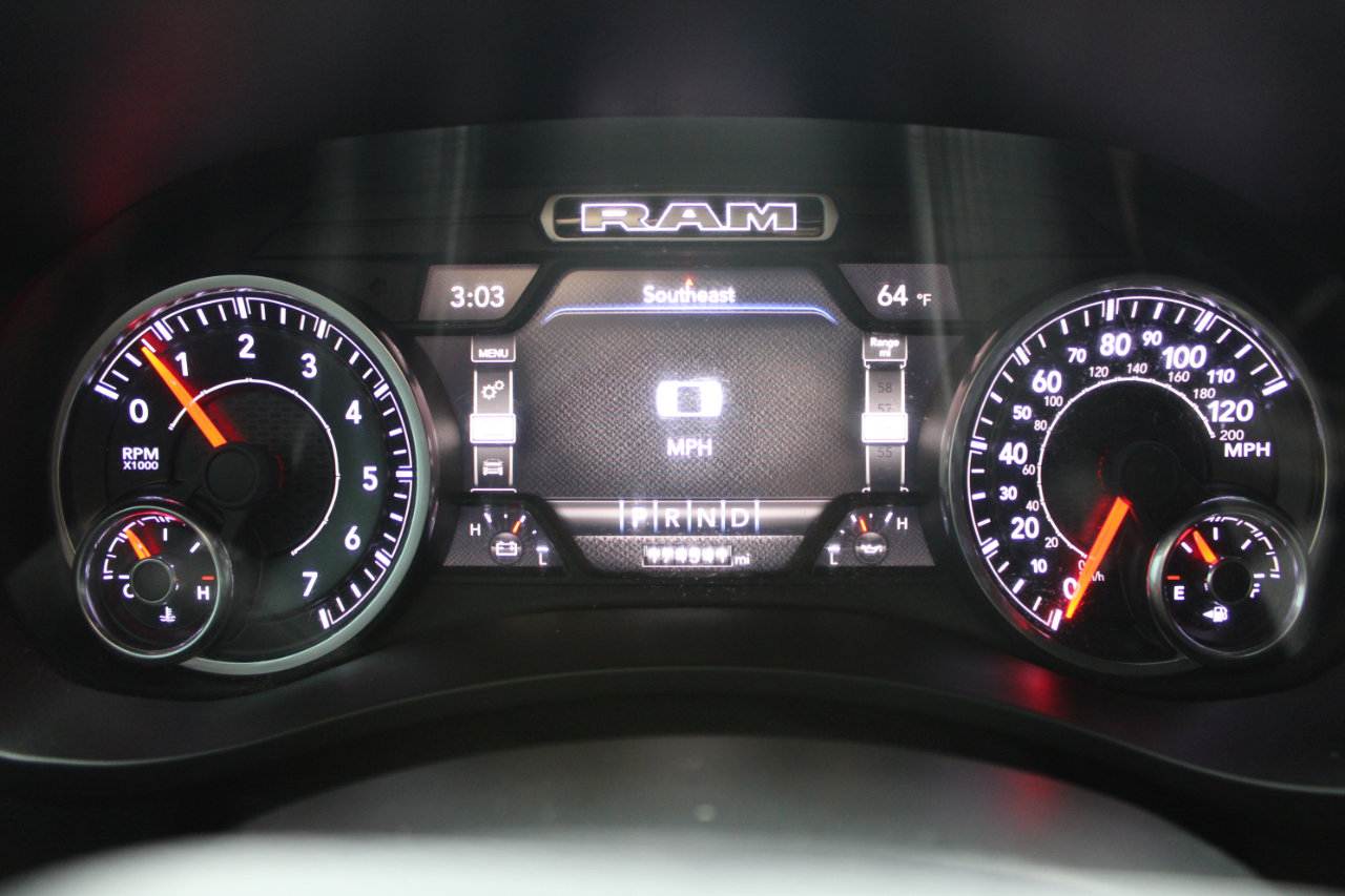 Used 2019 RAM 2500 Laramie w/ Night Edition image 22