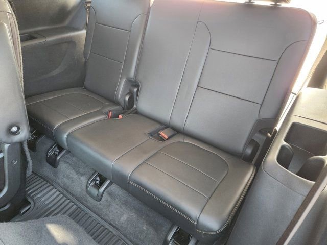 Used 2020 Chevrolet Traverse Premier w/ Redline Edition image 32