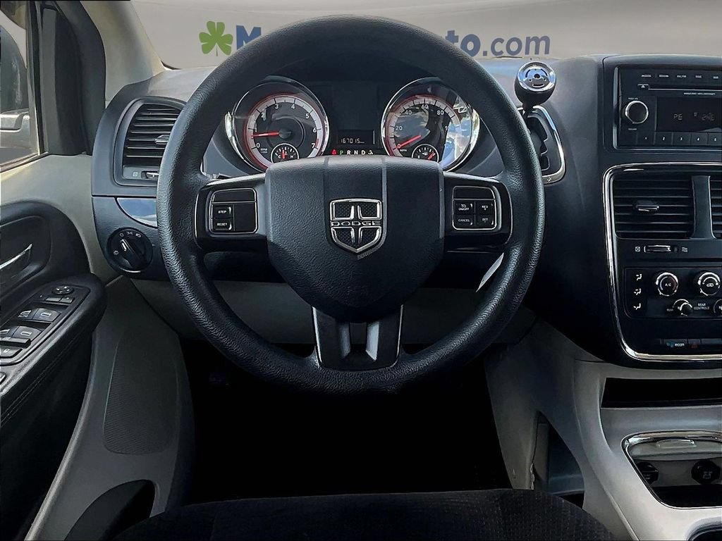 Used 2014 Dodge Grand Caravan SXT FWD image 10