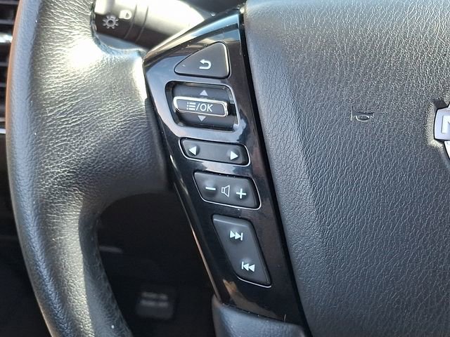 Used 2024 Nissan Armada SL w/ Captain's Chairs Package image 23