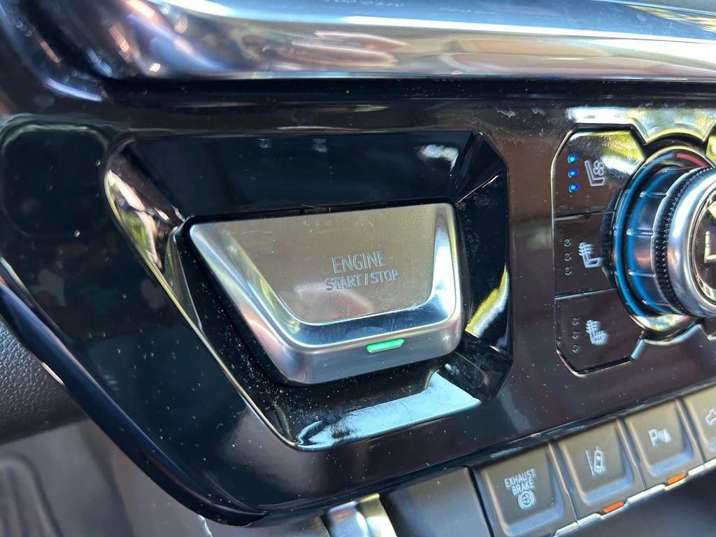 Used 2024 GMC Sierra 3500 Denali Ultimate AWD/4WD image 38