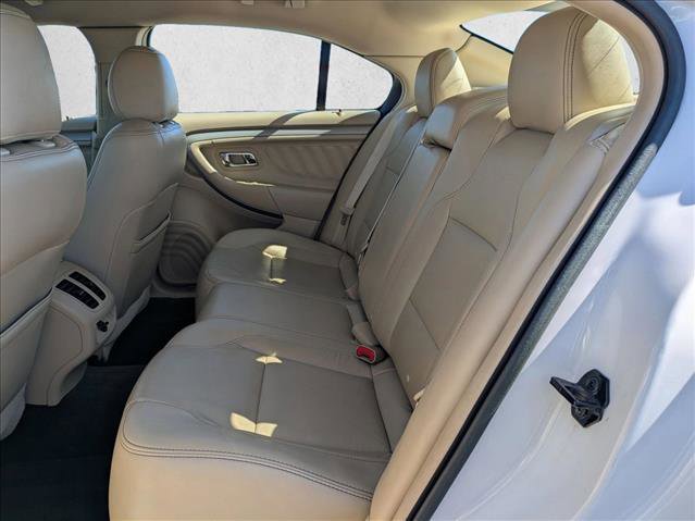 Used 2014 Ford Taurus SEL w/ Equipment Group 201A FWD image 17