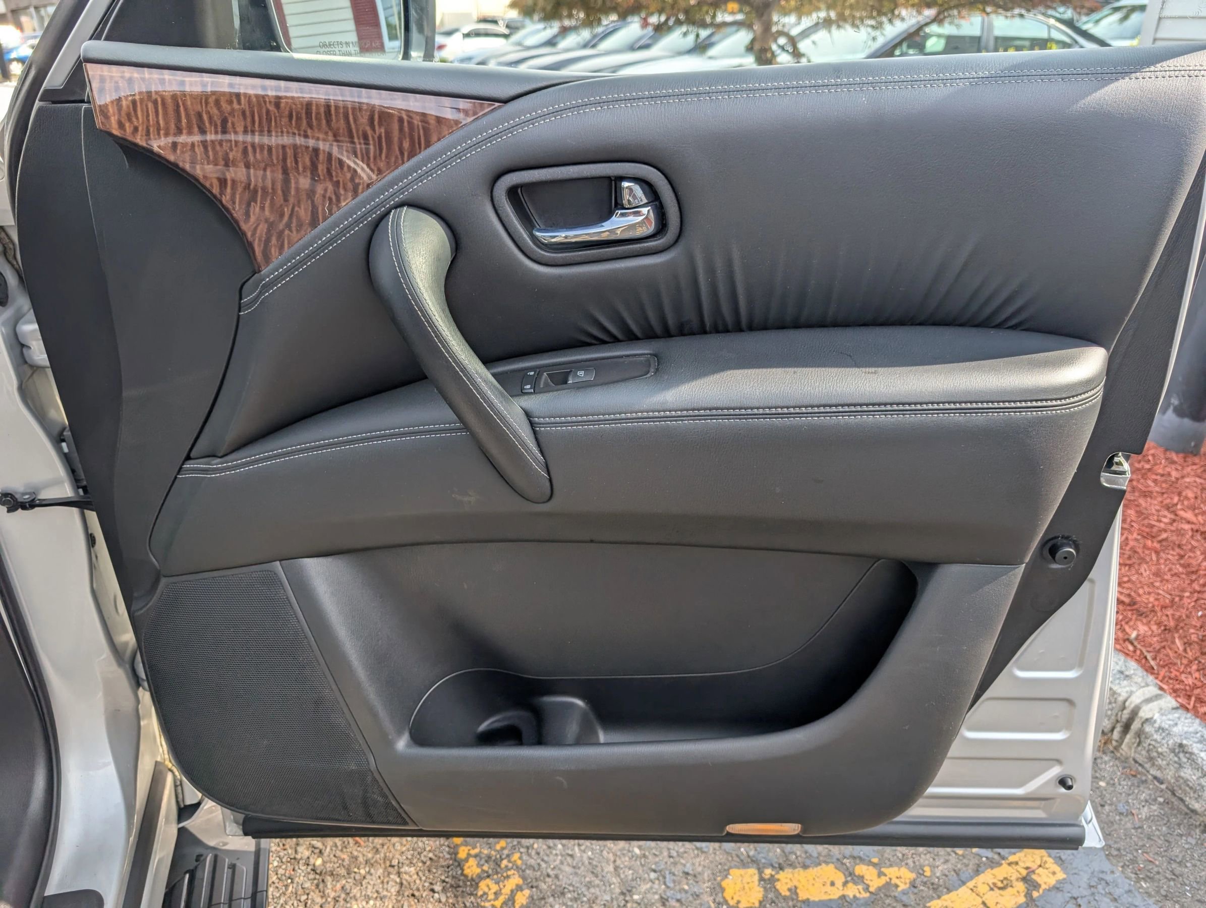 Used 2019 Nissan Armada SL w/ Premium Package image 33