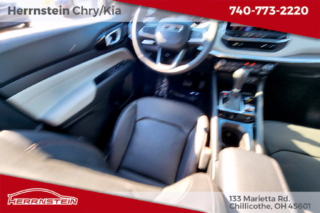 Used 2023 Jeep Compass Limited w/ Elite Group AWD/4WD image 11