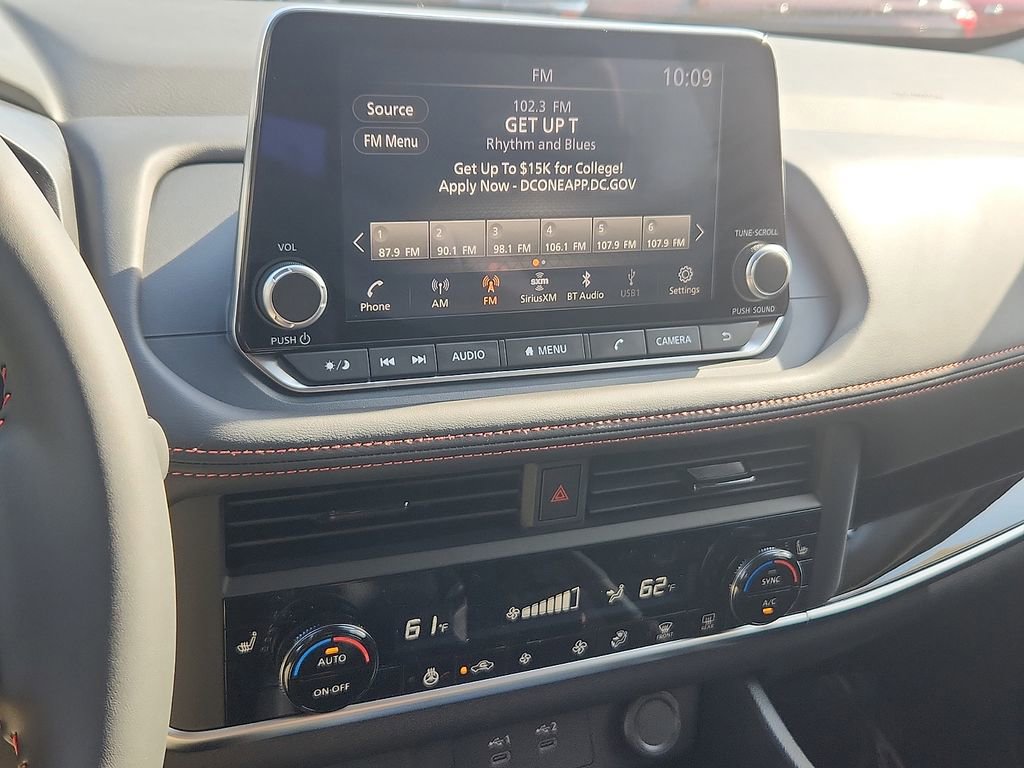 New 2026 Nissan Rogue SV AWD/4WD image 8