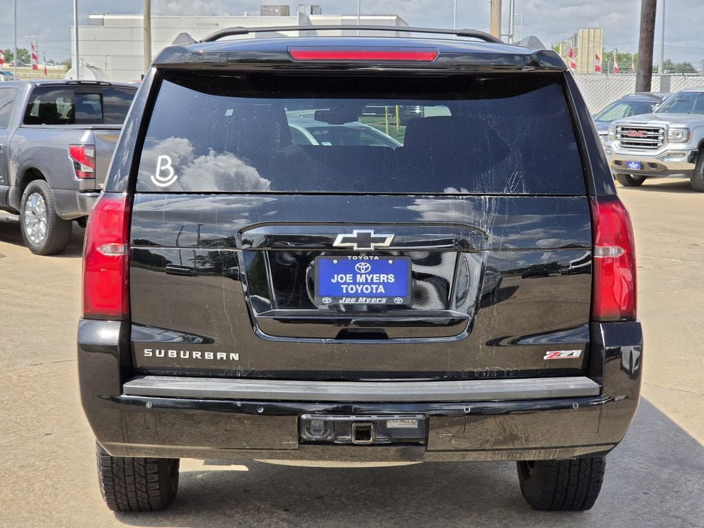 Used 2020 Chevrolet Suburban LT AWD/4WD image 8