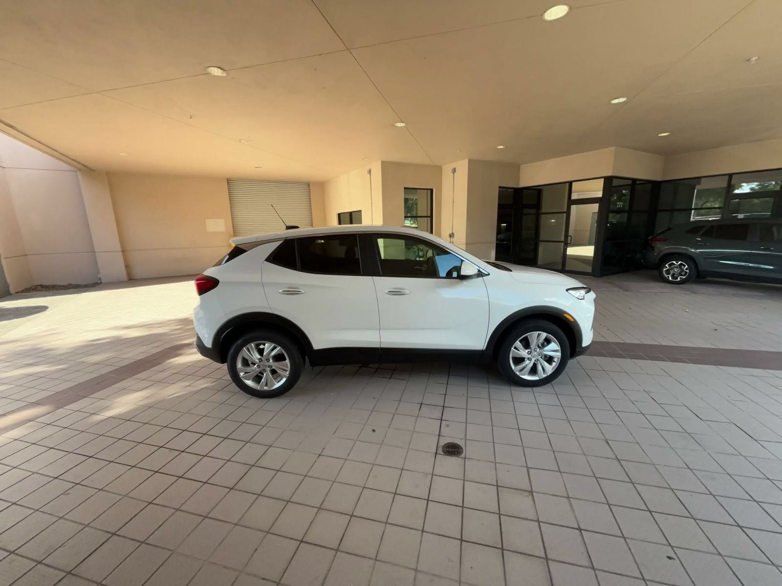 Used 2025 Buick Encore GX Preferred AWD/4WD image 15