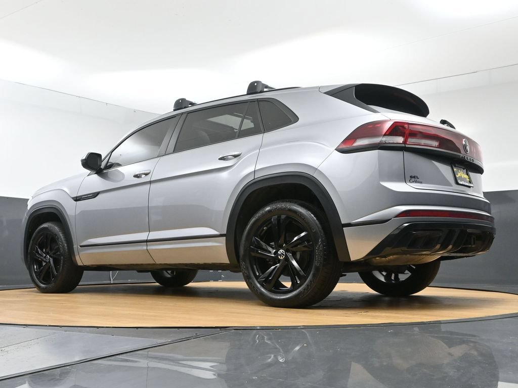 Used 2025 Volkswagen Atlas Cross Sport SEL R-Line AWD/4WD image 52