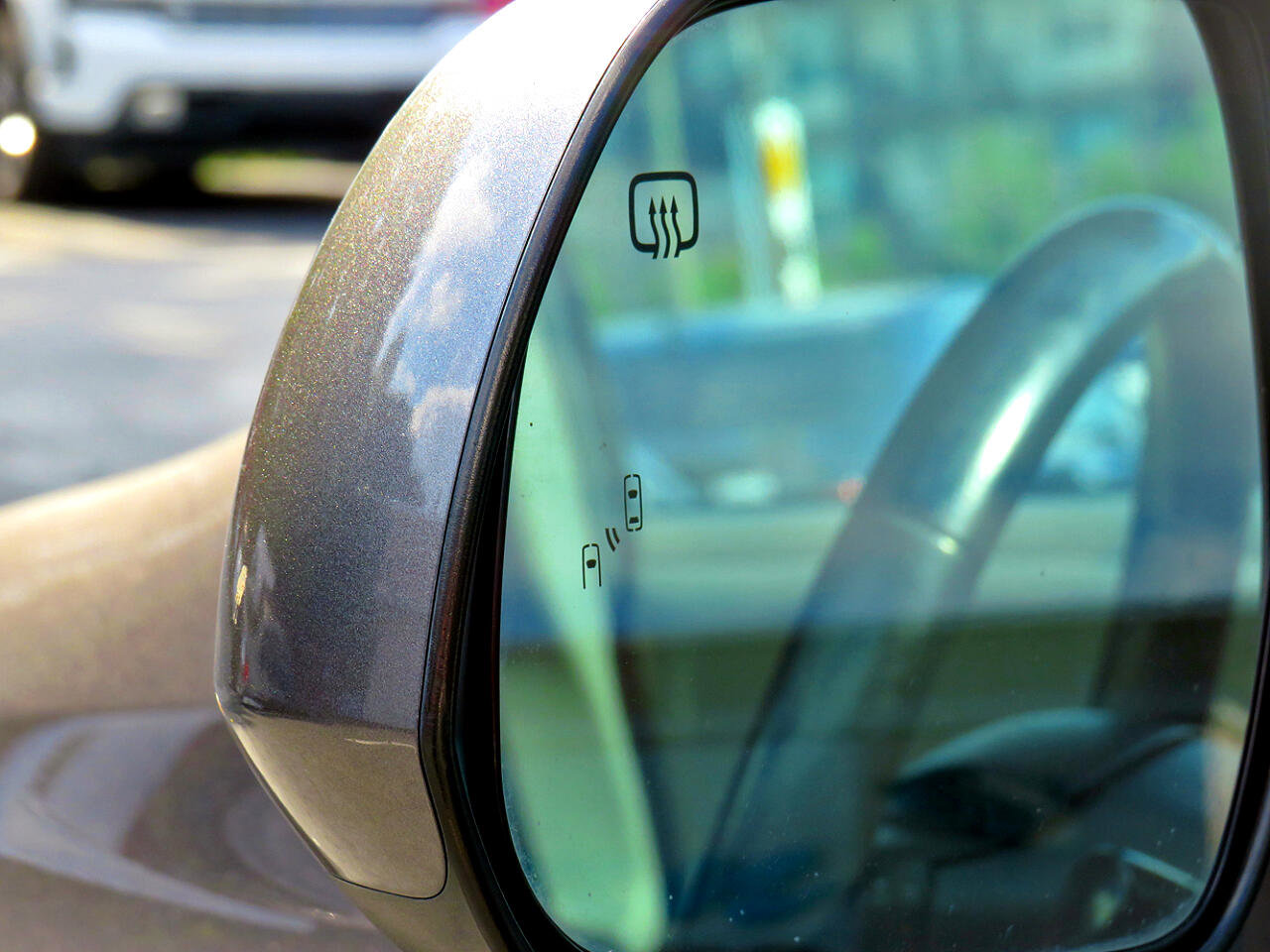 Used 2018 Toyota Sienna XLE image 13