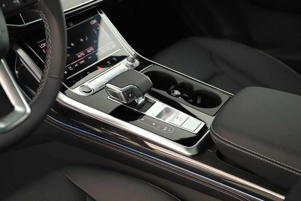 New 2025 Audi Q7 3.0T Premium Plus AWD/4WD image 17
