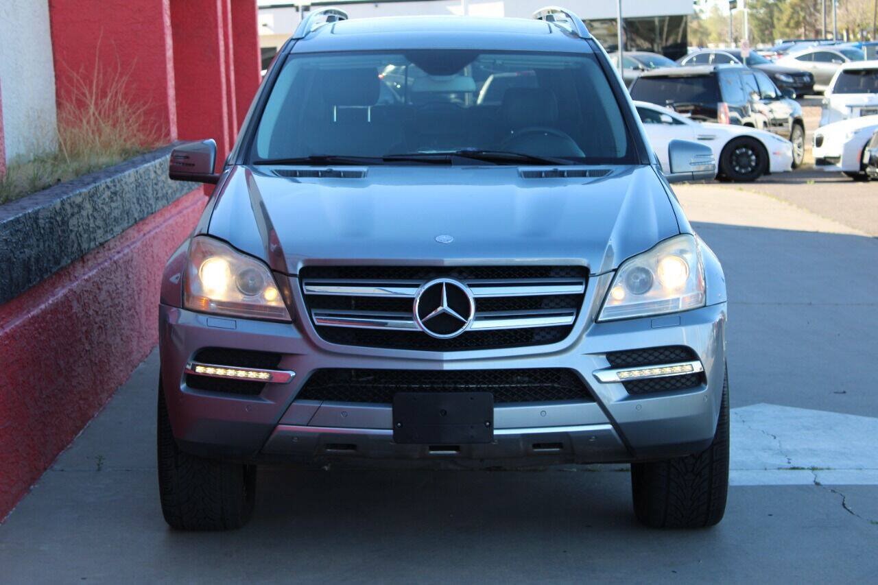Used 2012 Mercedes-Benz GL 450 4MATIC image 3