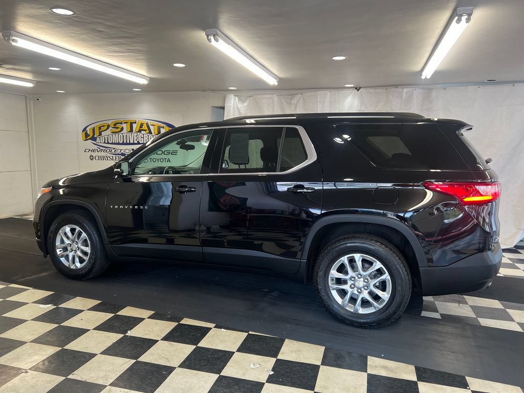 Used 2019 Chevrolet Traverse LT w/ LPO, Floor Liner Package AWD/4WD image 7