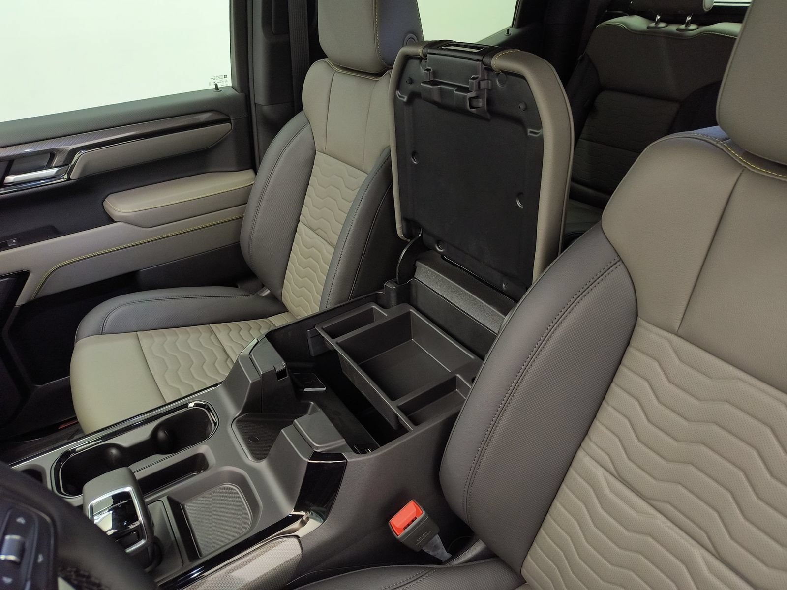 New 2026 Chevrolet Silverado 1500 ZR2 AWD/4WD image 30