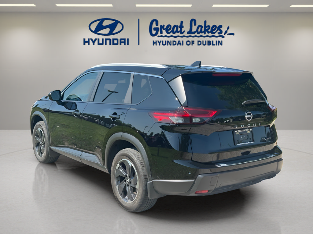 Used 2024 Nissan Rogue SV w/ SV Premium Package AWD/4WD image 3