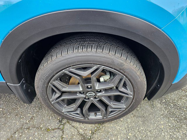 Used 2025 Nissan Kicks SR w/ SR Premium Package image 11