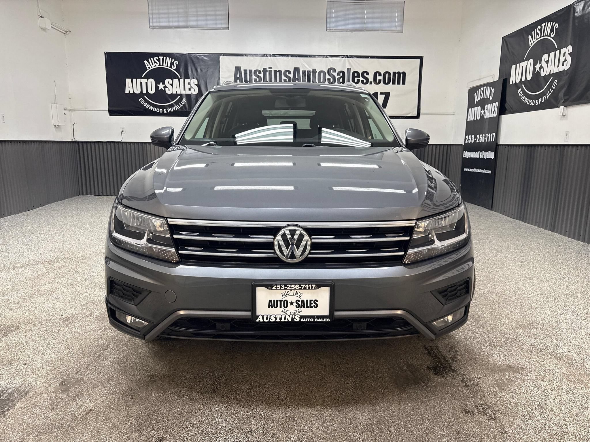 Used 2019 Volkswagen Tiguan SEL AWD/4WD image 5