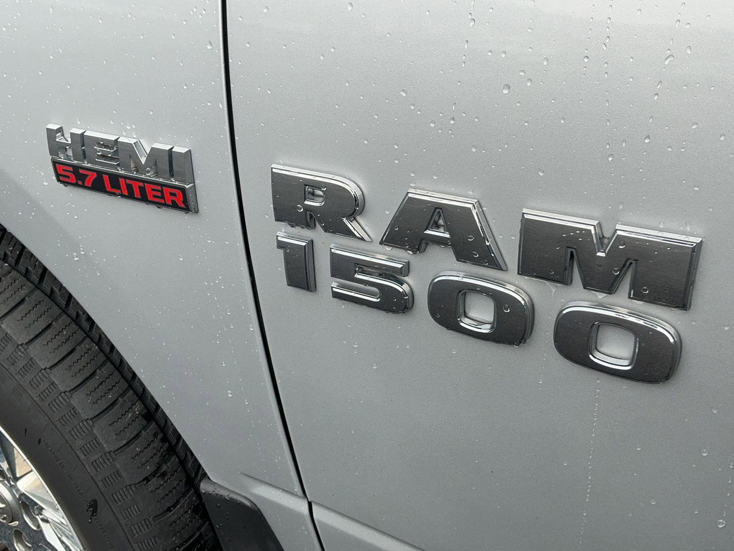 Used 2017 RAM 1500 Express image 33