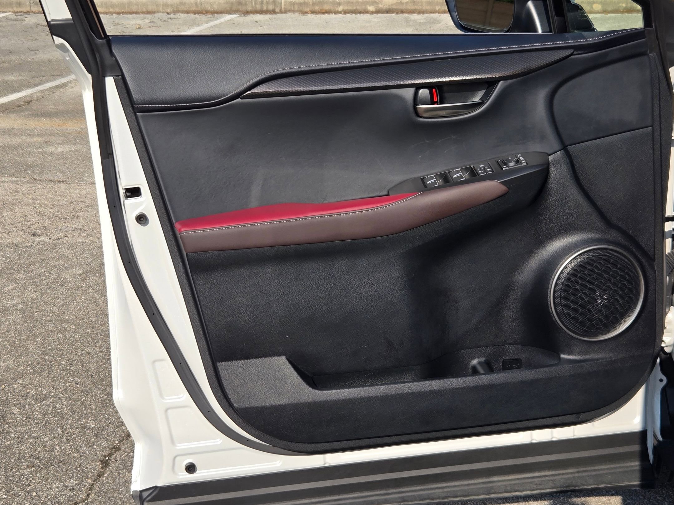 Used 2018 Lexus NX 300 FWD w/ Comfort Package image 11