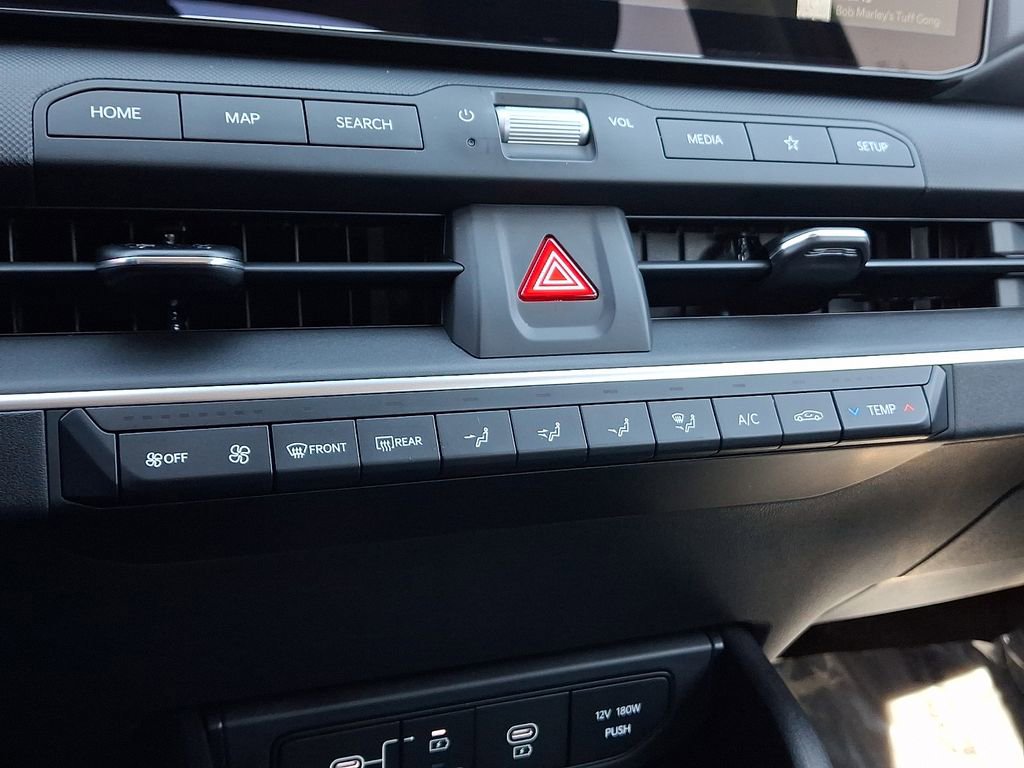 Certified 2025 Kia K4 FWD image 16