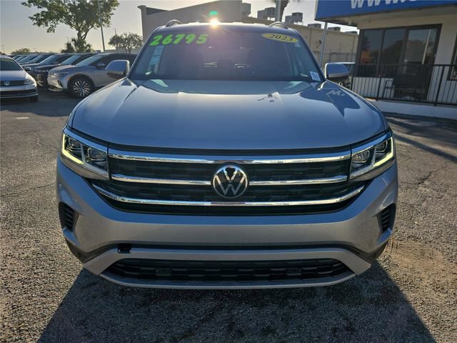 Used 2023 Volkswagen Atlas SE image 2