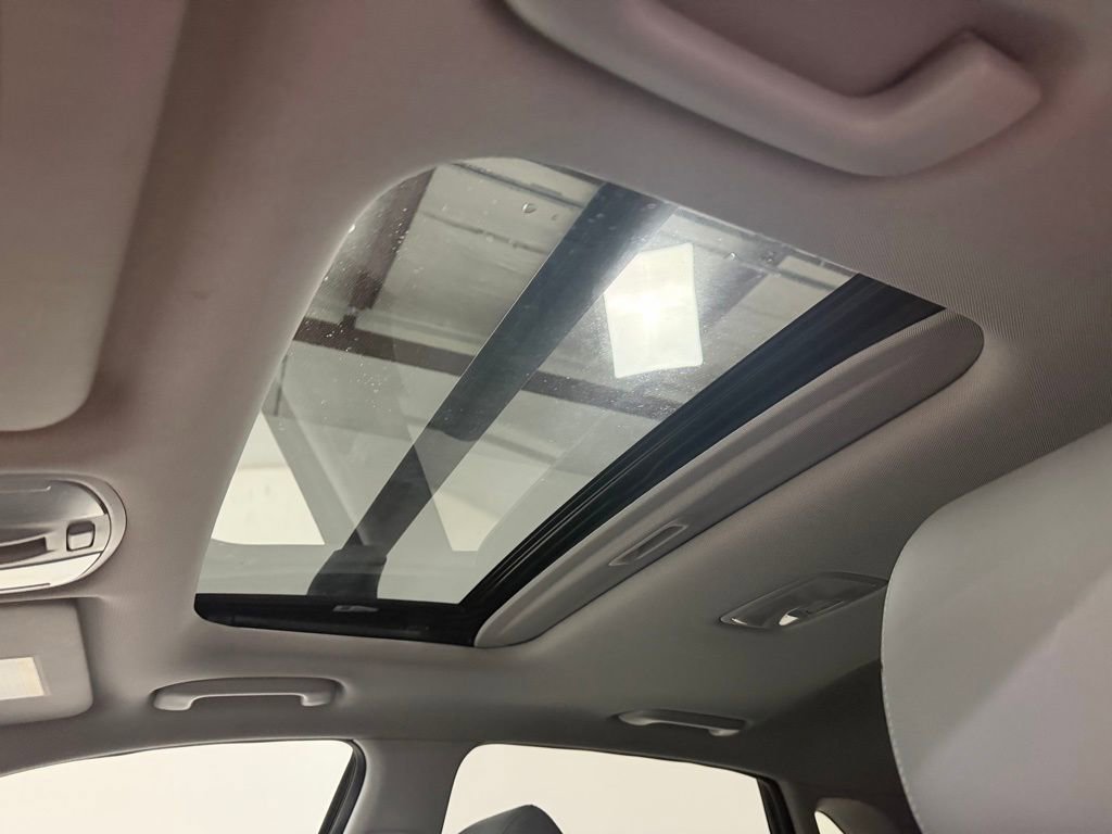Used 2020 Hyundai Kona Limited image 25