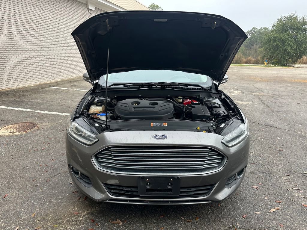 Used 2014 Ford Fusion SE w/ Equipment Group 202A image 19
