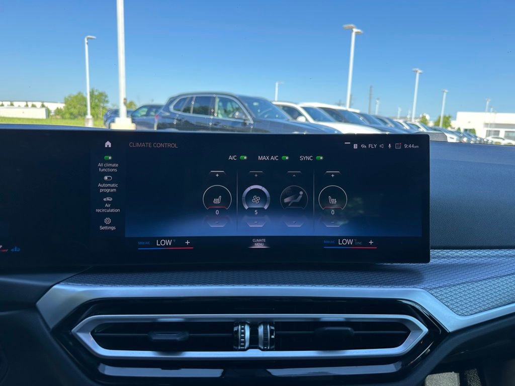 Certified 2023 BMW 330i Sedan w/ M Sport Package RWD image 17
