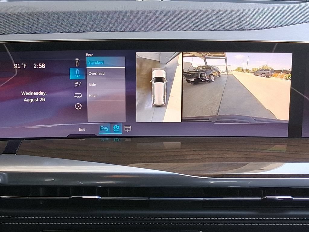 New 2026 Cadillac Escalade Platinum Sport w/ LPO, Floor Liner Package AWD/4WD image 15