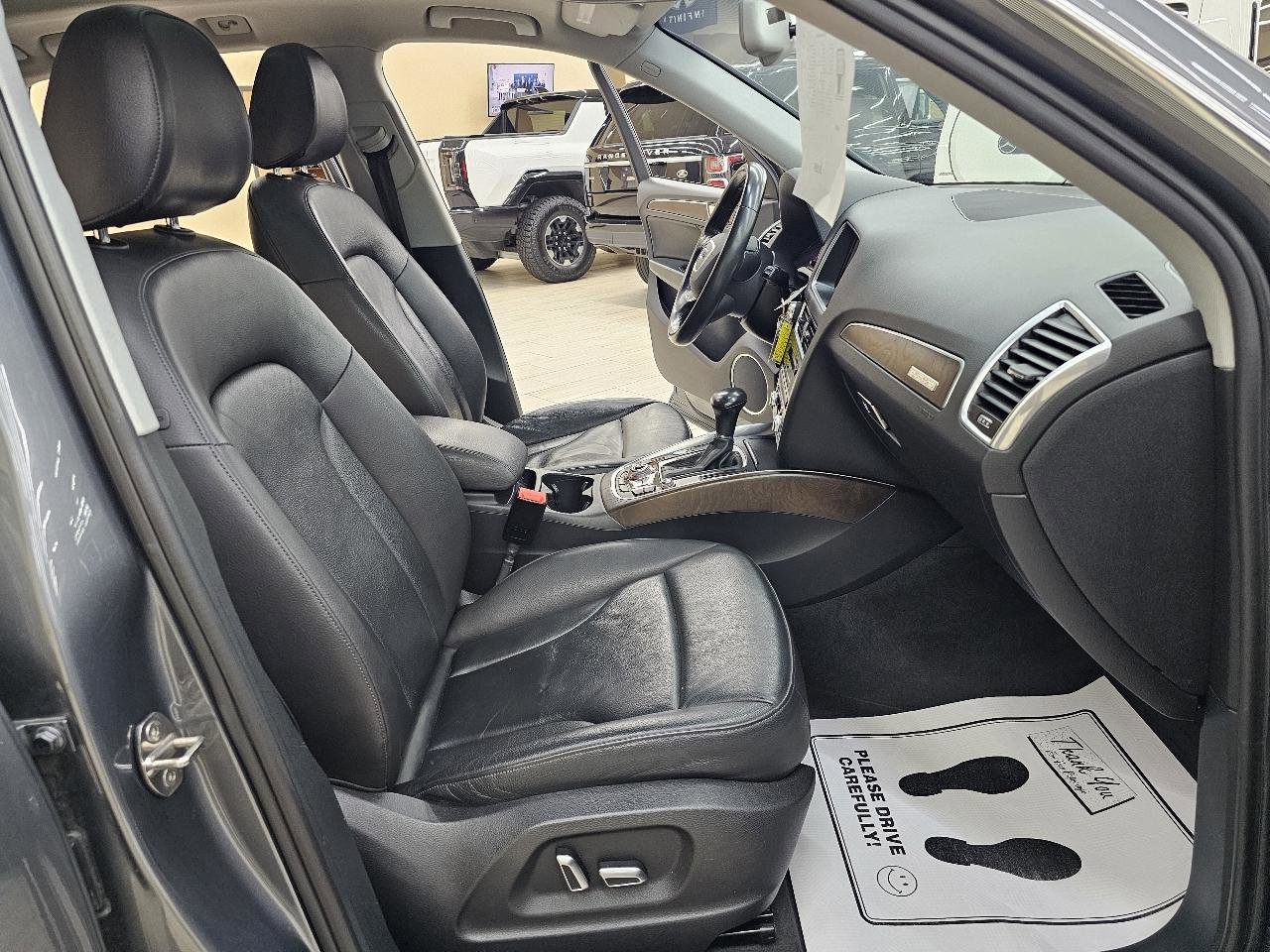Used 2016 Audi Q5 2.0T Premium Plus w/ Technology Package AWD/4WD image 21