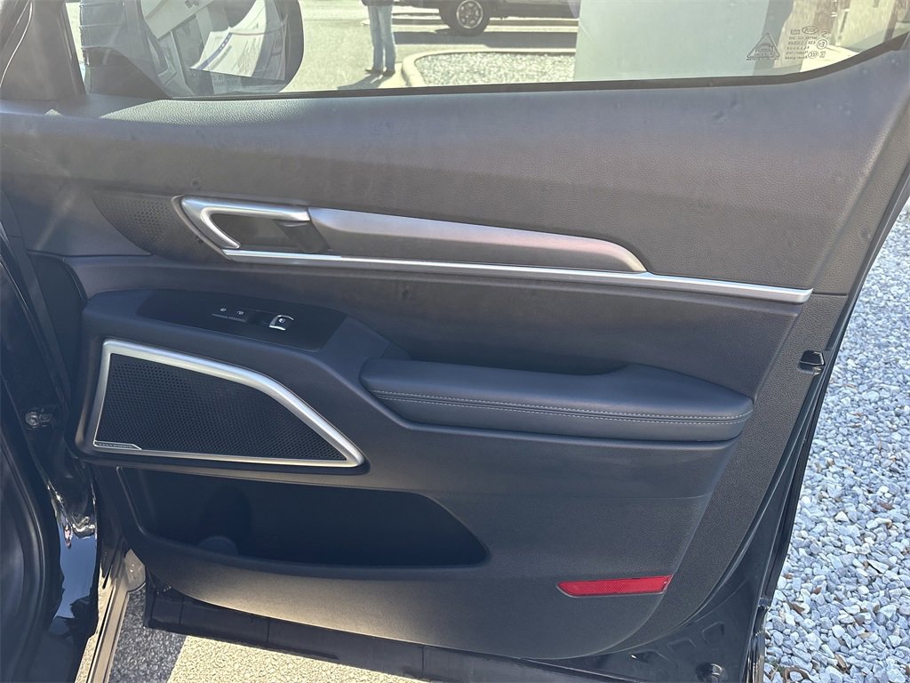 Used 2021 Kia Telluride LX image 24