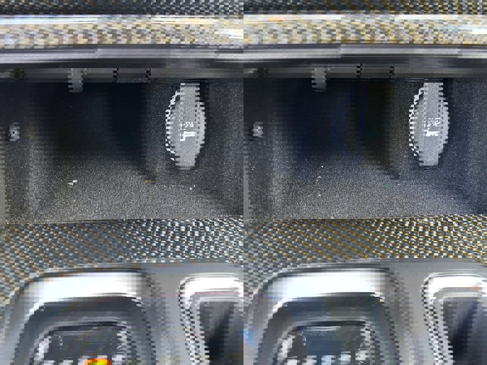 Used 2023 Chrysler 300 C image 28