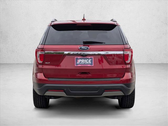 Used 2019 Ford Explorer XLT w/ Equipment Group 202A image 7