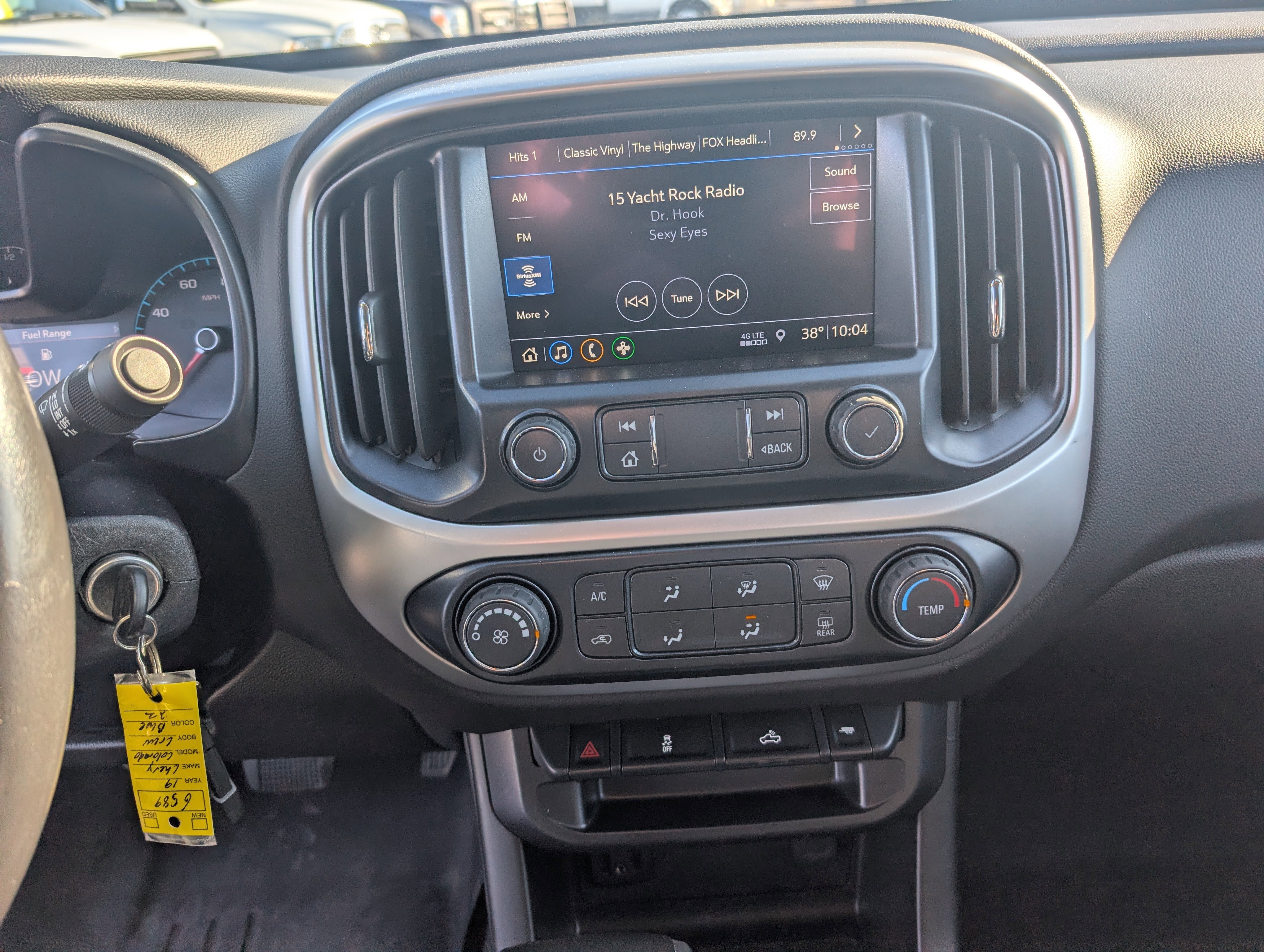 Used 2019 Chevrolet Colorado LT w/ LT Convenience Package image 18