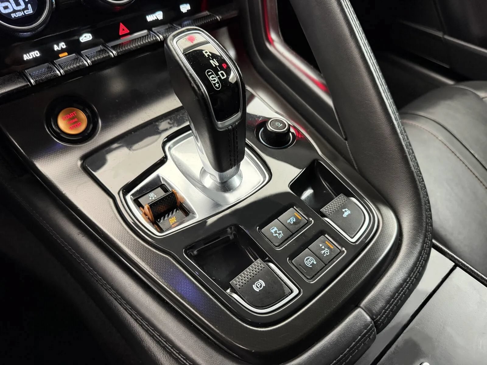 Used 2014 Jaguar F-TYPE S RWD image 33