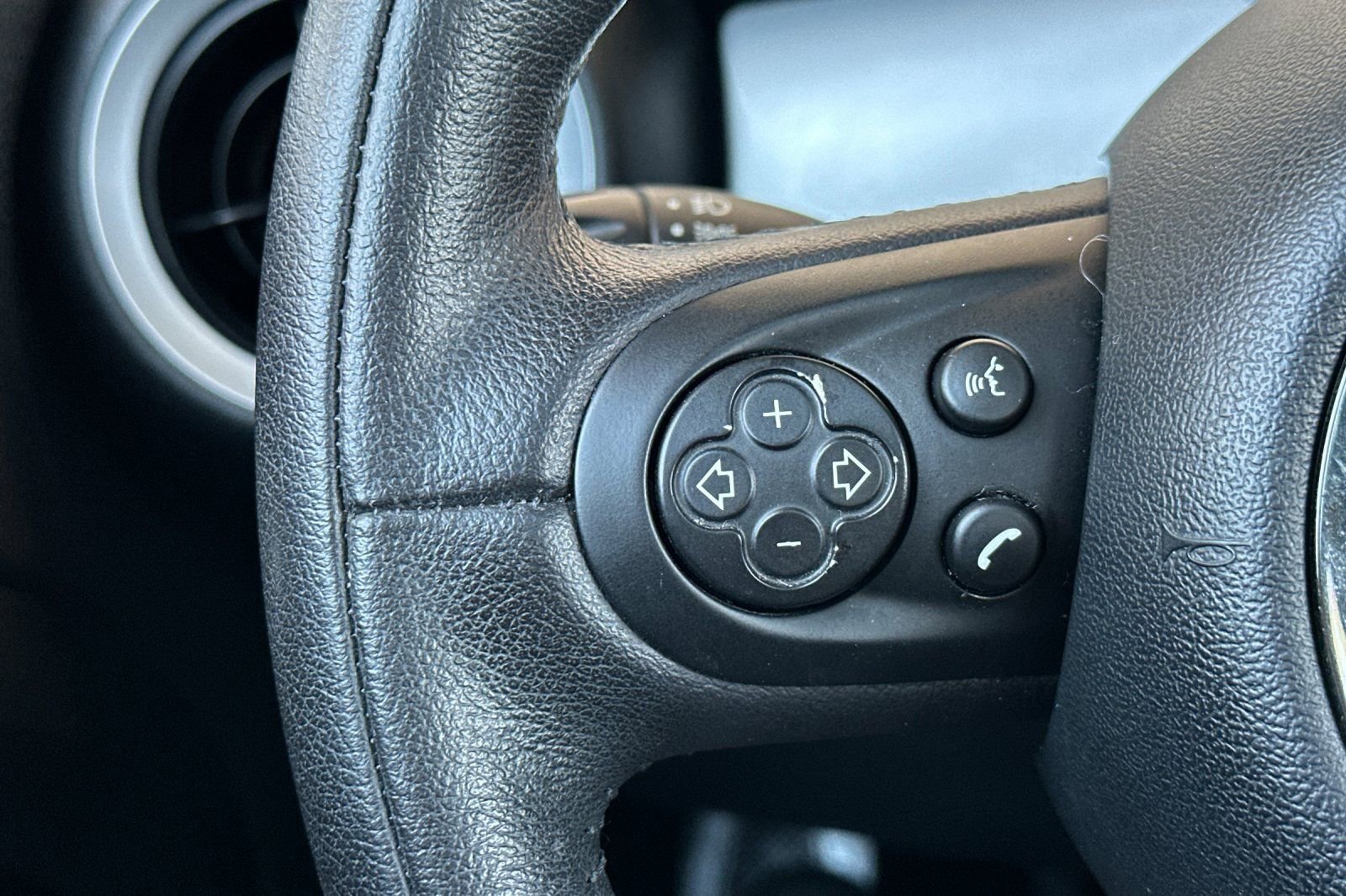 Used 2013 MINI Cooper Hardtop FWD image 25