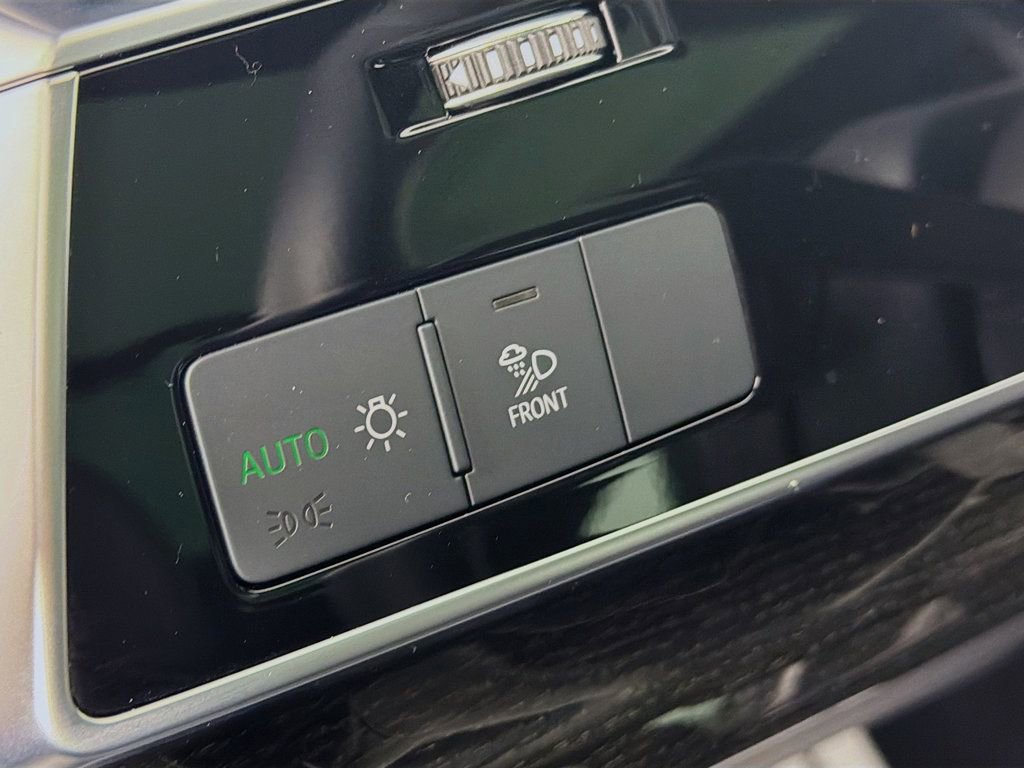 Certified 2025 Audi Q7 2.0T Premium w/ Convenience Plus Package image 10